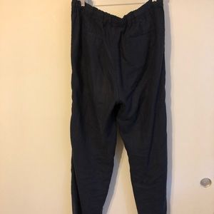 Navy linen drawstring pants.